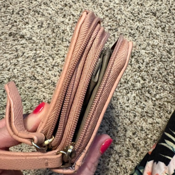 Jessica Simpson Blush Pink Wallet - Picture 5 of 7